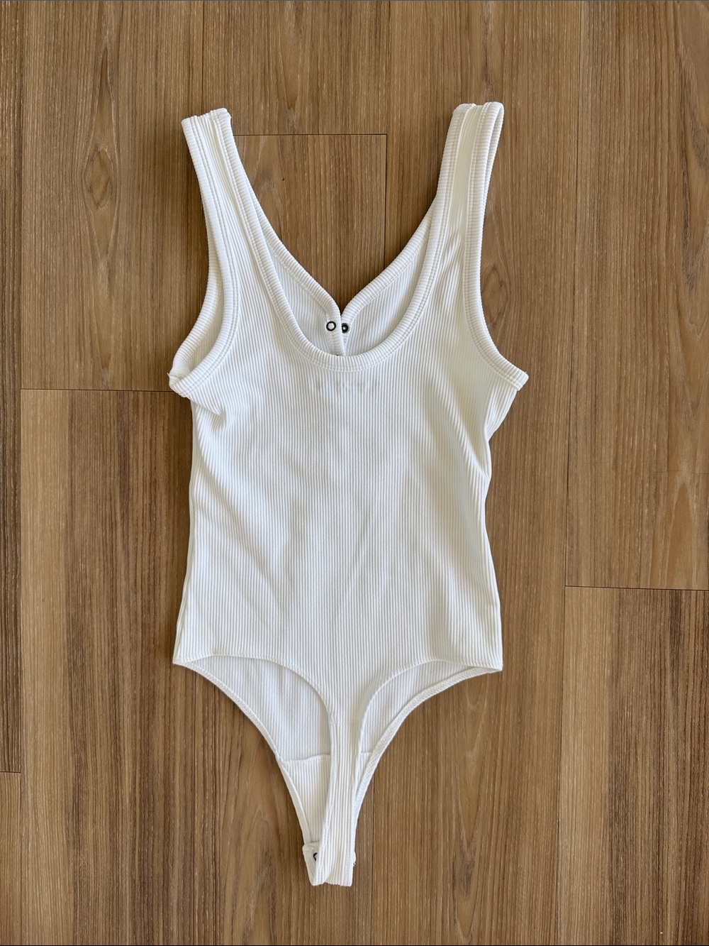 Abercrombie & Fitch Women’s Henley Button Down Bodysuit - Picture 4 of 4
